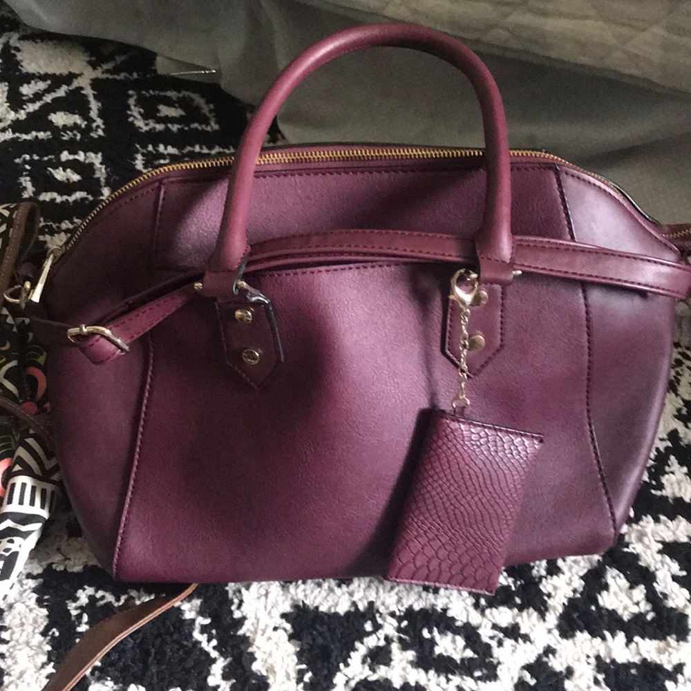 Purses SOLD!!!! - Picture 3 of 3